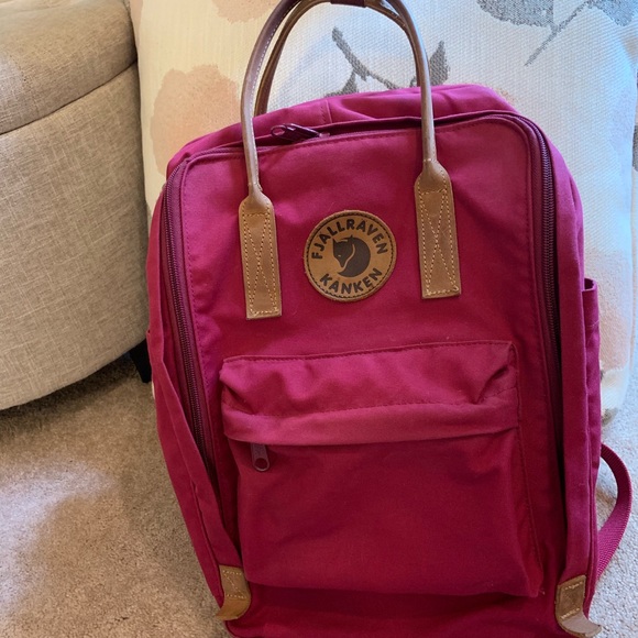 kanken laptop 15 plum
